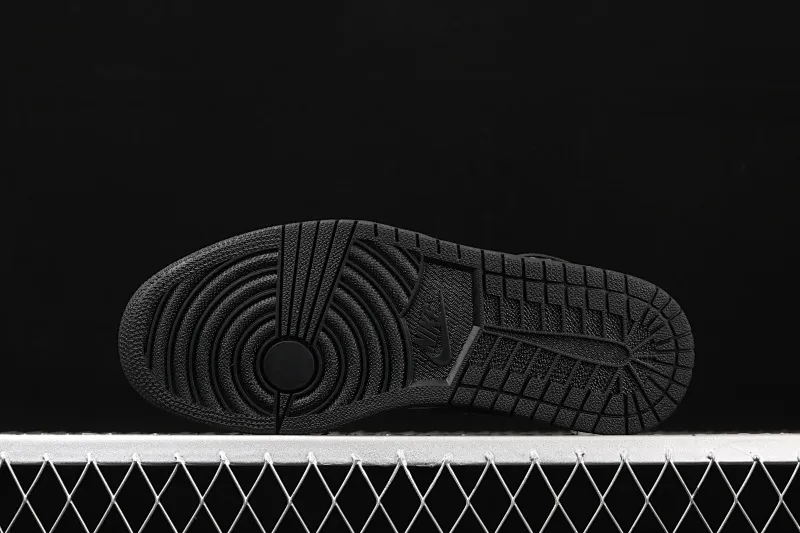 All categories Air Jordan Jordan series basketball shoes Air Jordan 1 High X version Air Jordan 1 High OG "Black/Metallic Gold" AJ1 Joe 1 patent leather black gold 555088-032